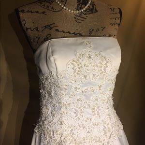 Wedding dress